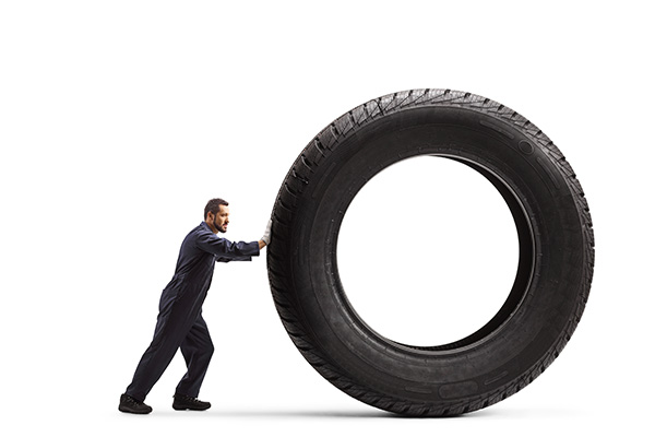 The Pros and Cons of Upgrading to Bigger Wheels and Tires | Premier Automotive Service